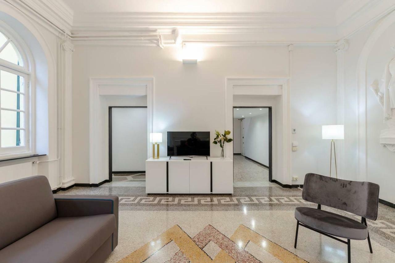 Joivy Elegant Flat For 7, In The Heart Of Genoa Apartment Ngoại thất bức ảnh