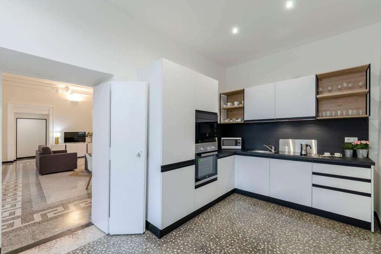 Joivy Elegant Flat For 7, In The Heart Of Genoa Apartment Ngoại thất bức ảnh